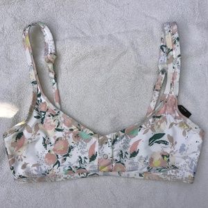 Tavik Top Wildflower White, Small, New with tags